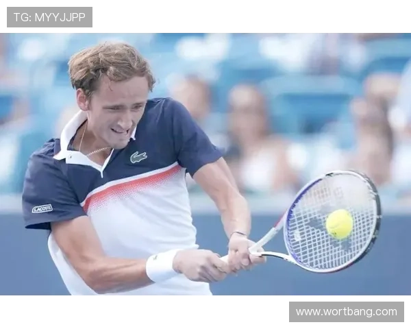 足球场上的矮个子明星们他们如何突破身高限制成就辉煌职业生涯 足球场上的矮个子明星们他们如何突破身高限制成就辉煌职业生涯