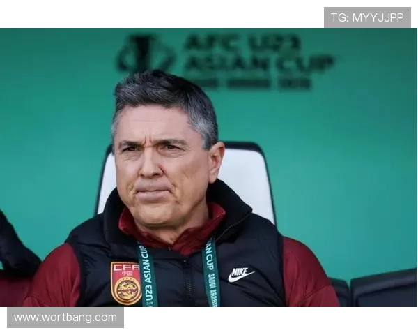 巴西足球明星齐聚中国进行高水平训练提升本土足球水平